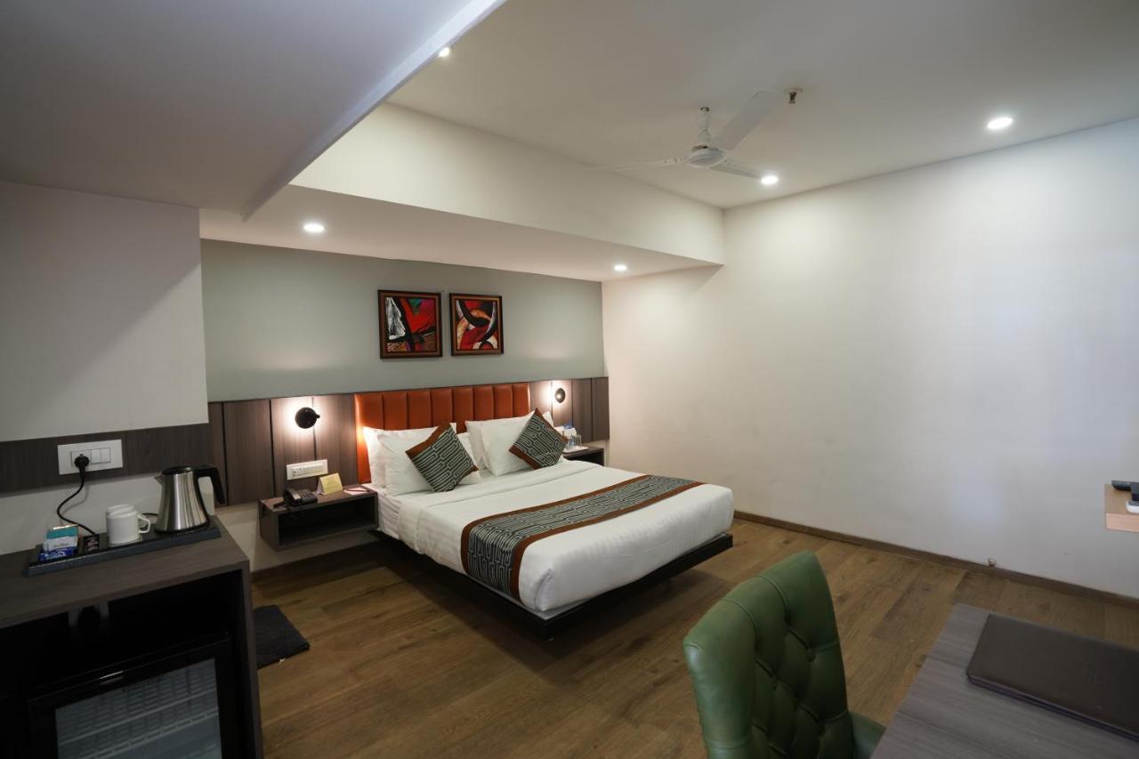 Apex Beacon Hotel, Bombay Extérieur photo